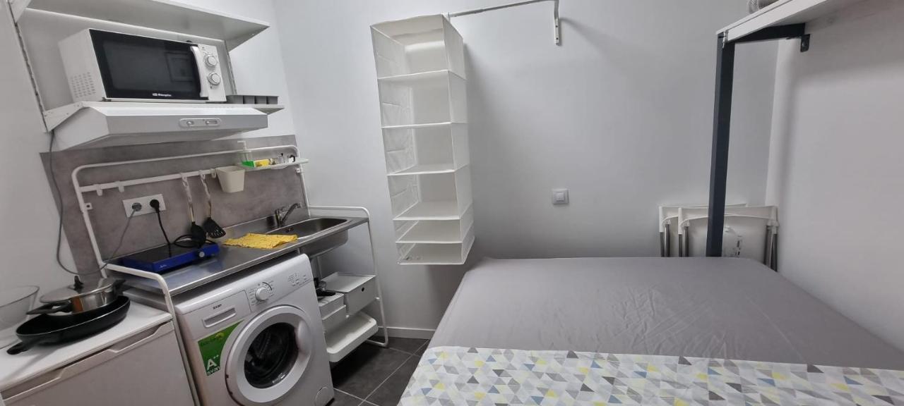 Albergue Cristina Habitaciones Con Bano Privado Y Mini Cocina Corralejo Kültér fotó
